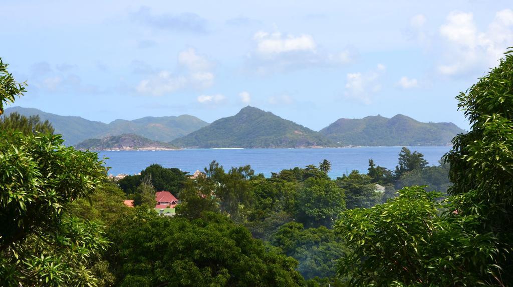 Kaz Ladouceur Acomodação com café da manhã La Digue Exterior foto