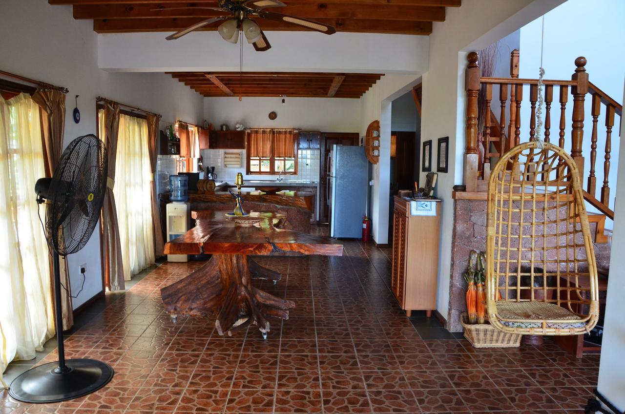 Kaz Ladouceur Acomodação com café da manhã La Digue Exterior foto
