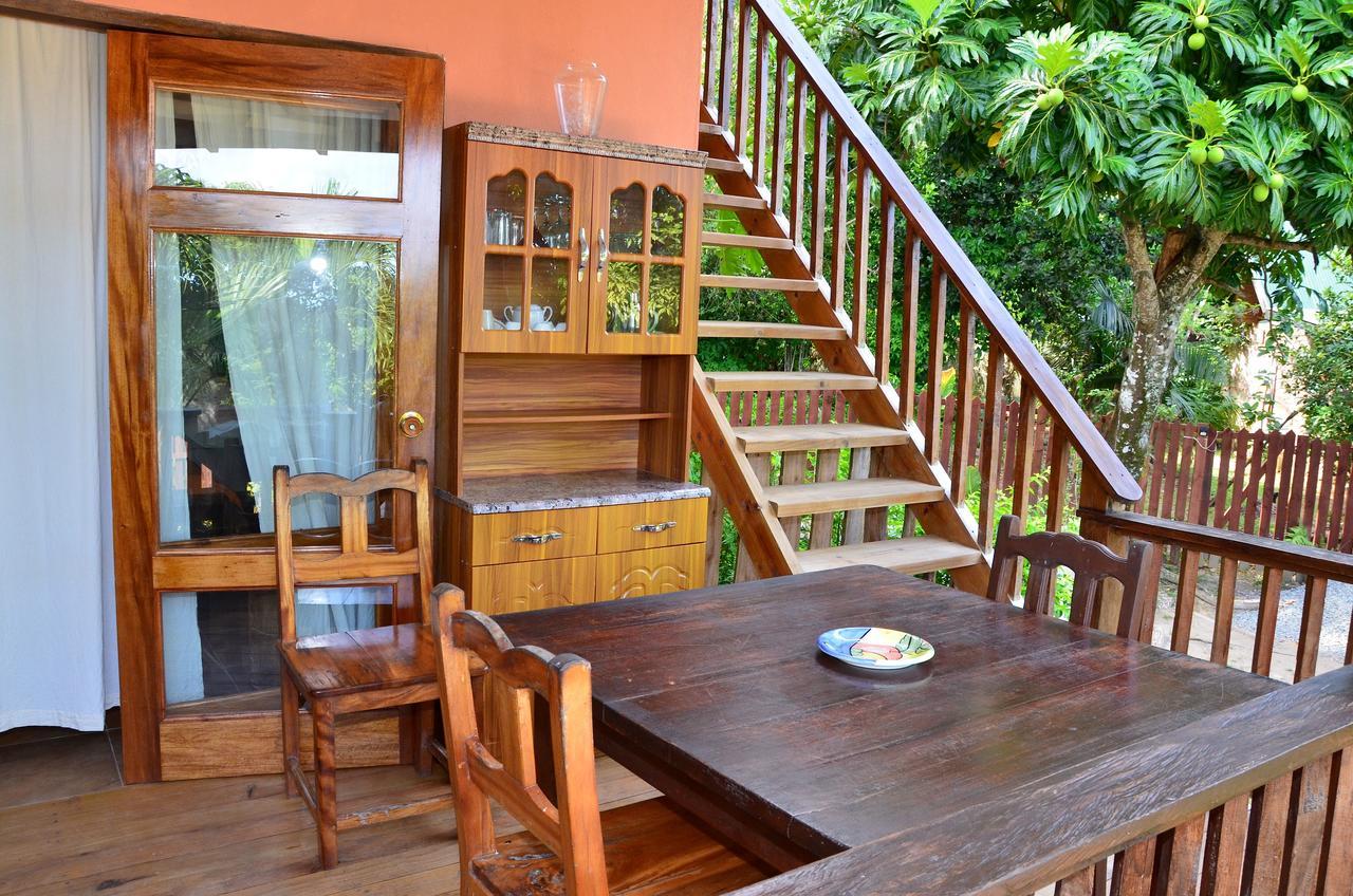 Kaz Ladouceur Acomodação com café da manhã La Digue Exterior foto